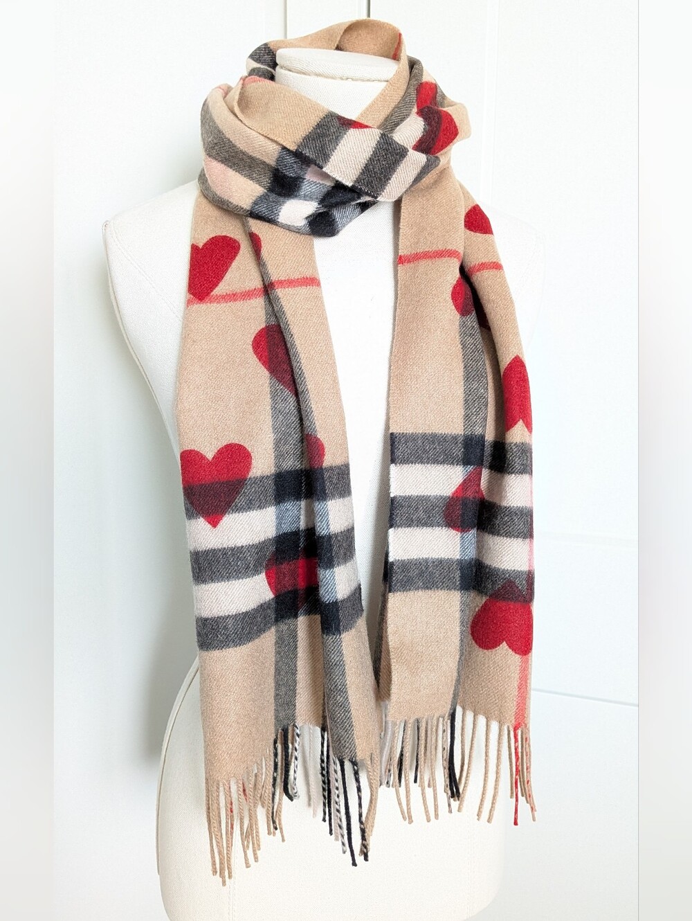 Burberry Heart Print Classic Check 100% Cashmere Scarf Boxed